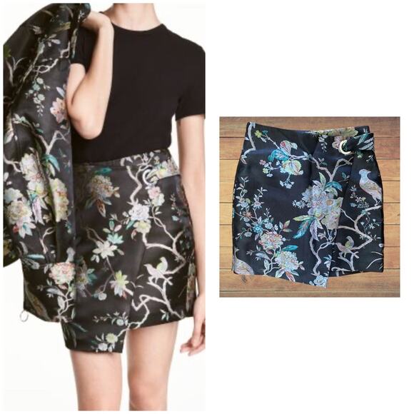 H&M gunmetal mini skirt with eyelet - Picture 1 of 7